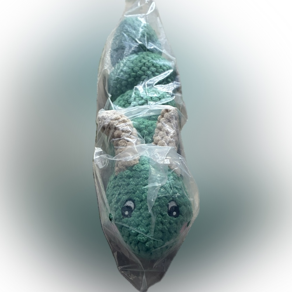 🐛 Plush Green and Tan Caterpillar Dog Toy - Picture 3 of 11